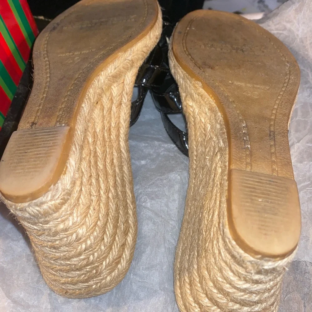 Burberry ladies platform Sandals - Picture 7 of 7